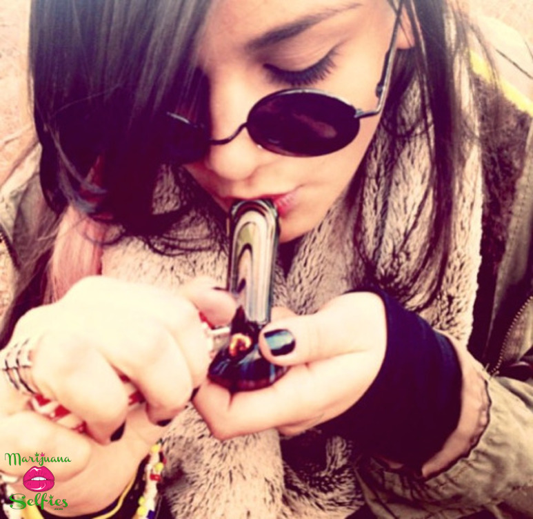Vanessa Quintana Selfie No. 1256 - VOTE for this Marijuana Selfie!