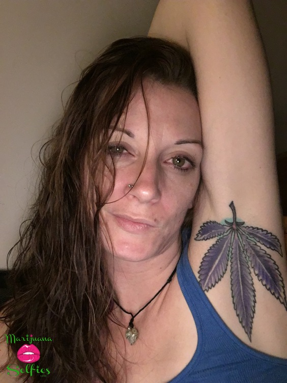 Kendra Crider Selfie No. 2282 - VOTE for this Marijuana Selfie!