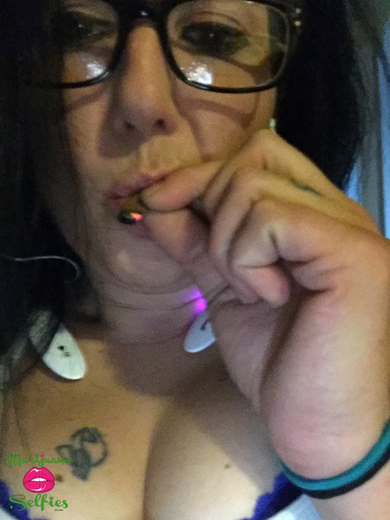 Tammy  Helton  Selfie No. 2941 - VOTE for this Marijuana Selfie!