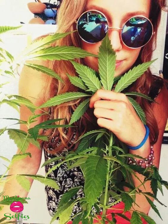 Janet Dahl Selfie No. 3219 - VOTE for this Marijuana Selfie!