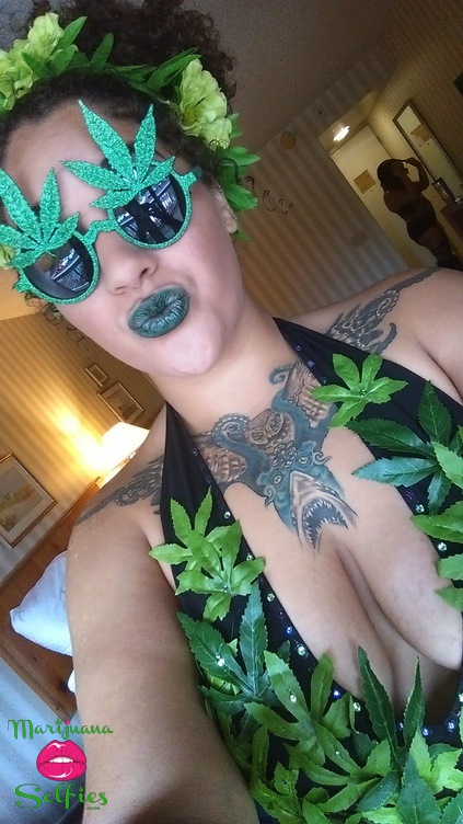 semaj glover Selfie No. 413 - VOTE for this Marijuana Selfie!