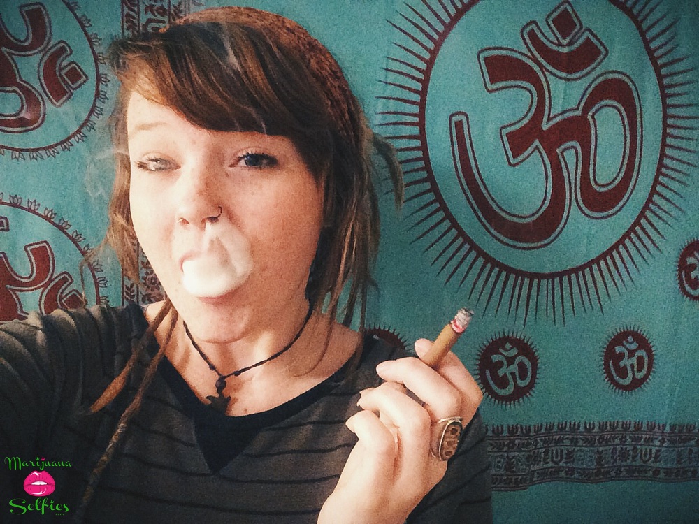 Kellee Jones Selfie No. 539 - VOTE for this Marijuana Selfie!