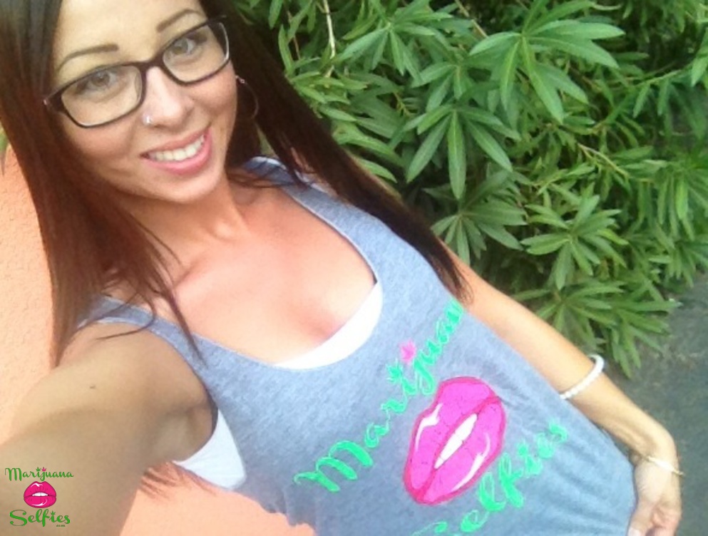 Lara Heard Selfie No. 56 - VOTE for this Marijuana Selfie!