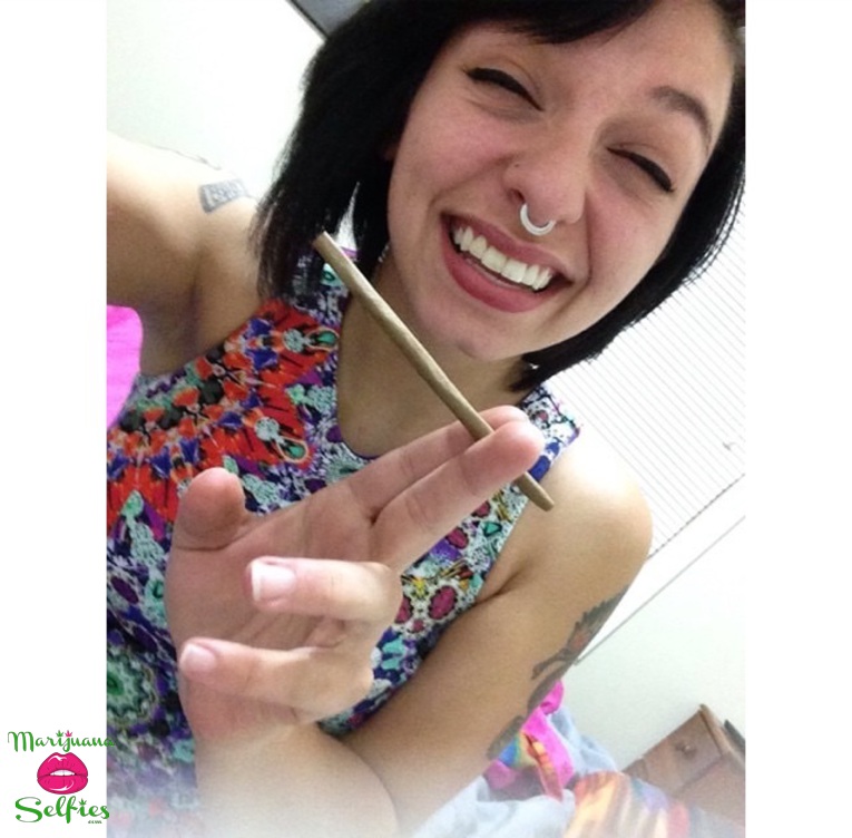 Peach Moye Selfie No. 899 - VOTE for this Marijuana Selfie!